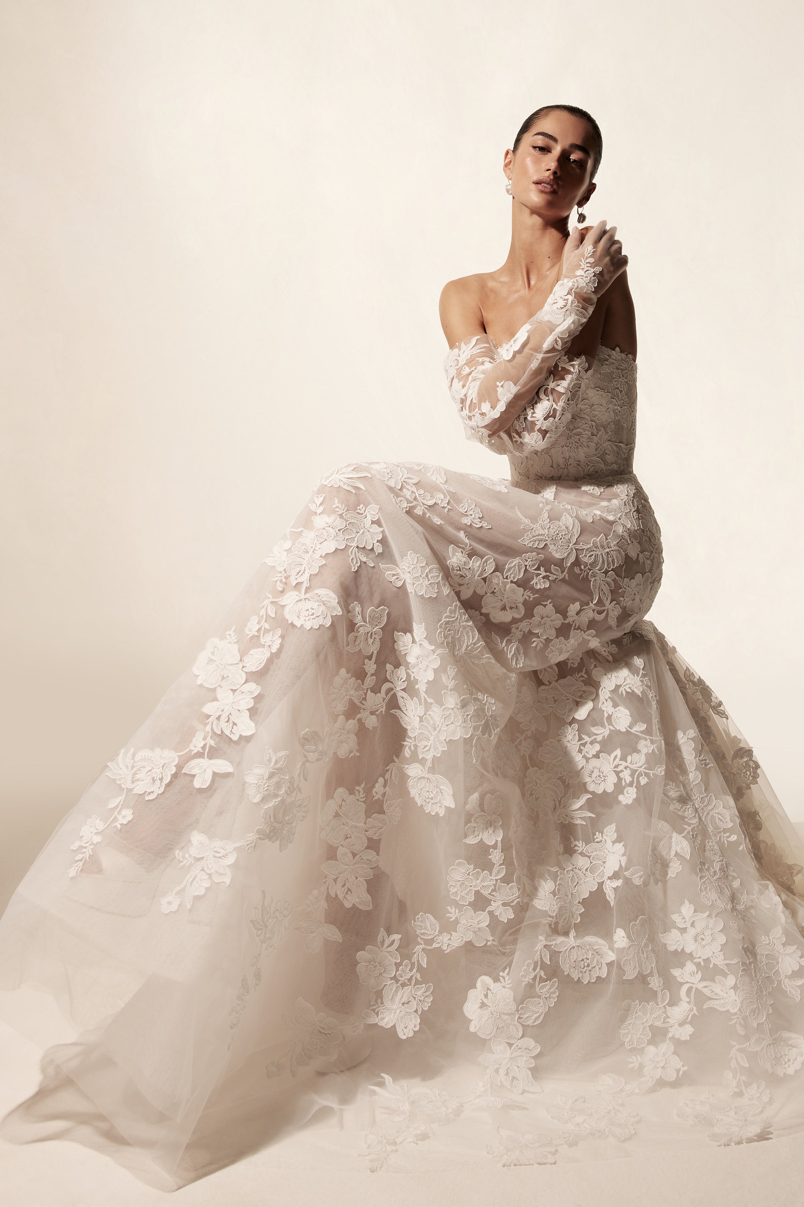 Monique Lhuillier Spring 2026 Bridal - Vida Gown