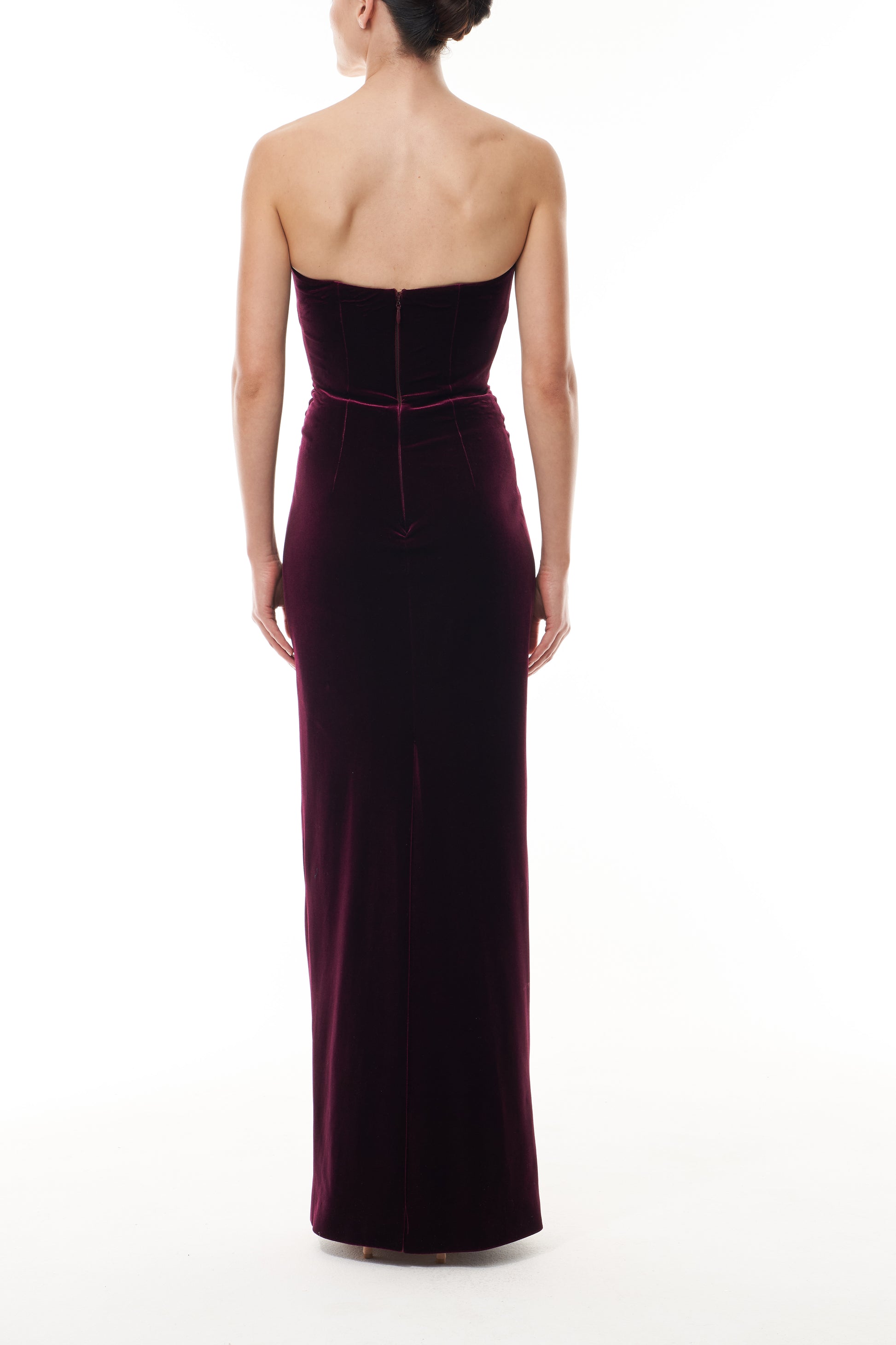 Monique Lhuillier Fall 2025 Merlot stretch velvet Strapless column gown with plunging neckline - back.
