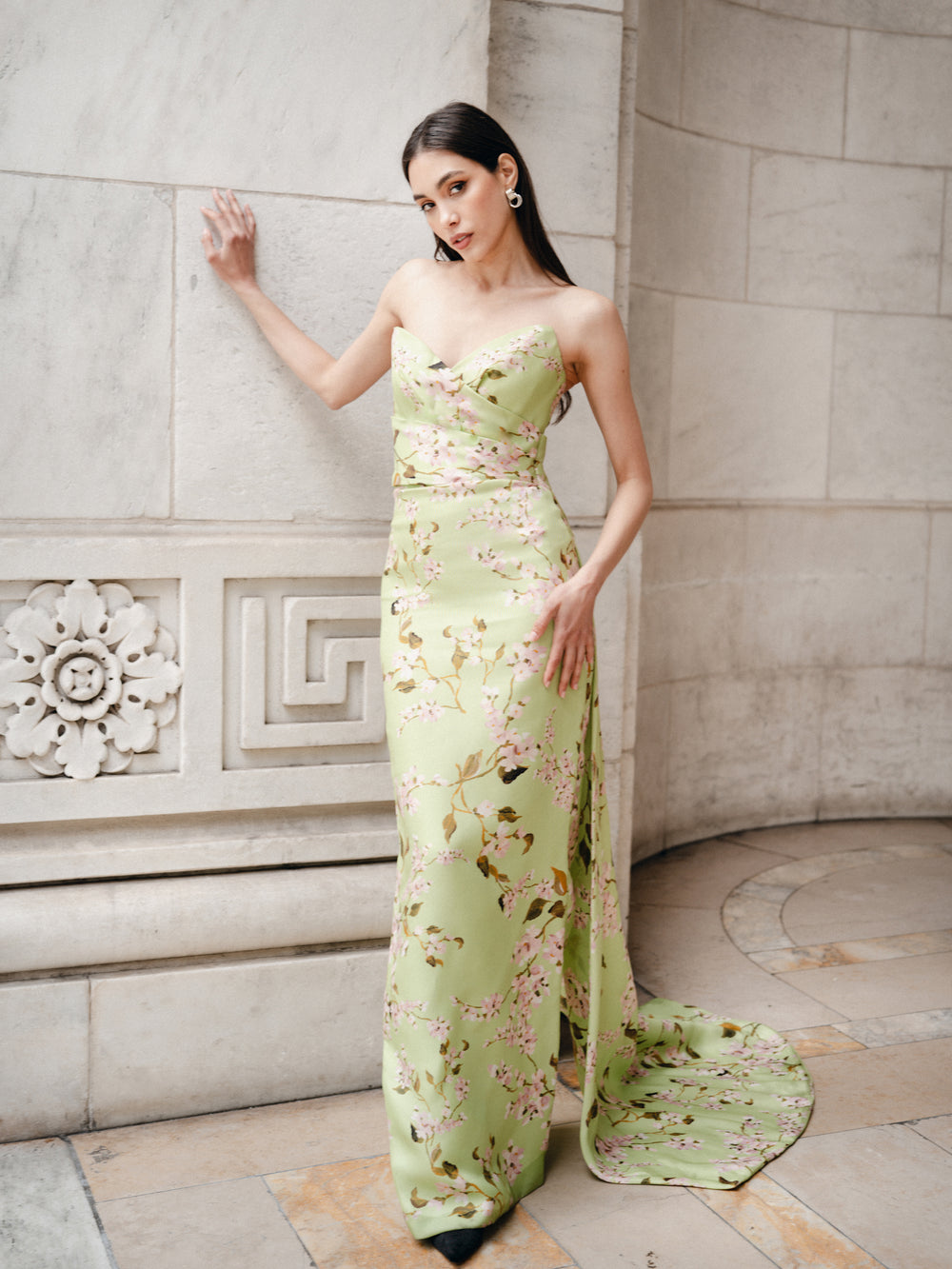 Monique Lhuillier Fall 2025  Draped Bodice Column Gown with Train in Celedon/Multi Wisteria Printed Gazar - lookbook photo.