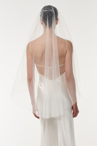 Fingertip length tulle veil with blusher