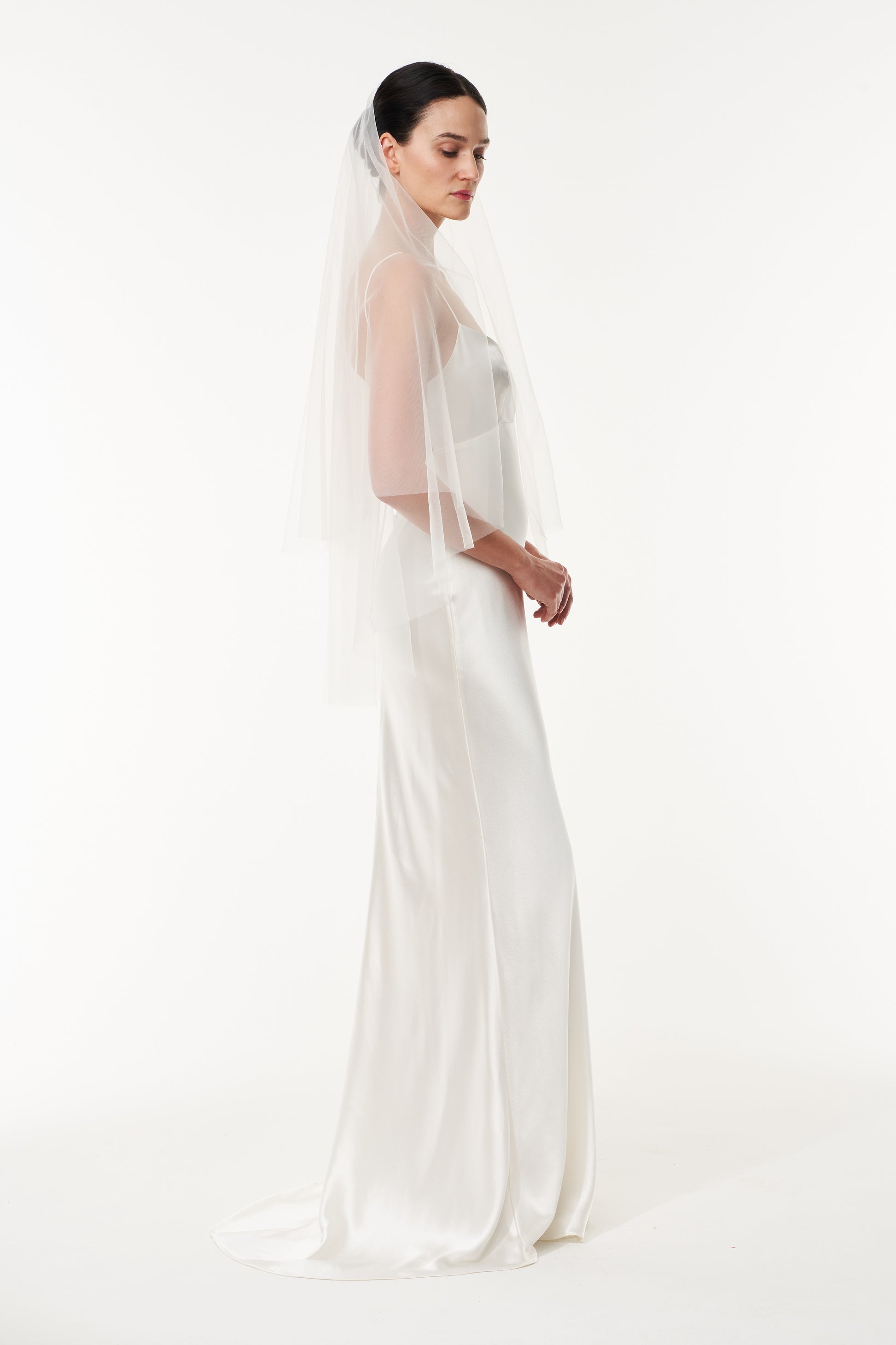 Fingertip length tulle veil with blusher