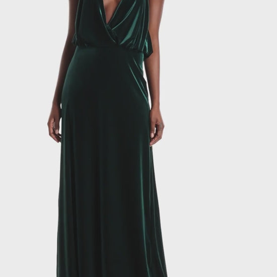Monique Lhuillier Fall 2022 Spruce velour spaghetti strap v-neck gown with blouson bodice and flared skirt - video.