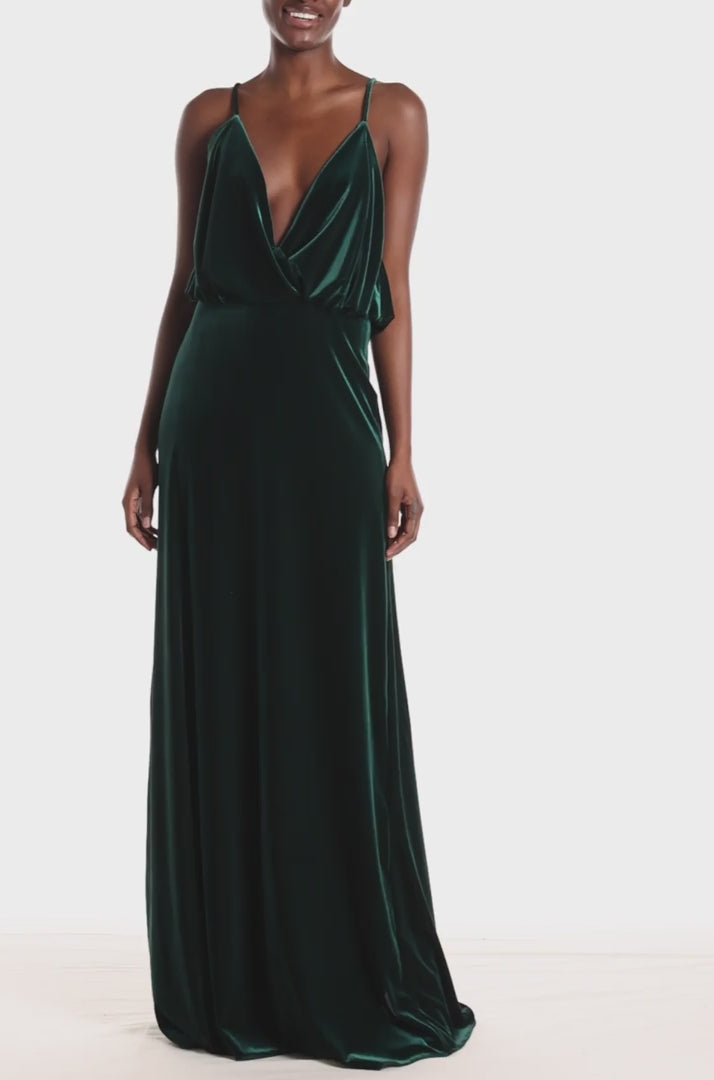 Monique Lhuillier Fall 2022 Spruce velour spaghetti strap v-neck gown with blouson bodice and flared skirt - video.