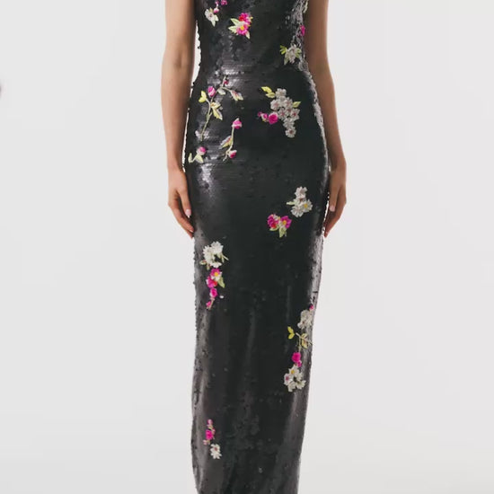 Monique Lhuillier Fall 2025 Noir/Multi Floral embroidered matte sequin strapless column gown - video.