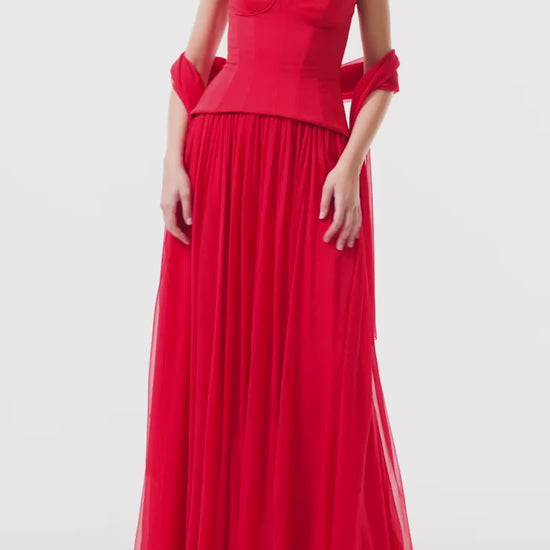 Monique Lhuiller Fall 2025 Vermilion crepe and chiffon Dropped waist corset
gown - video.